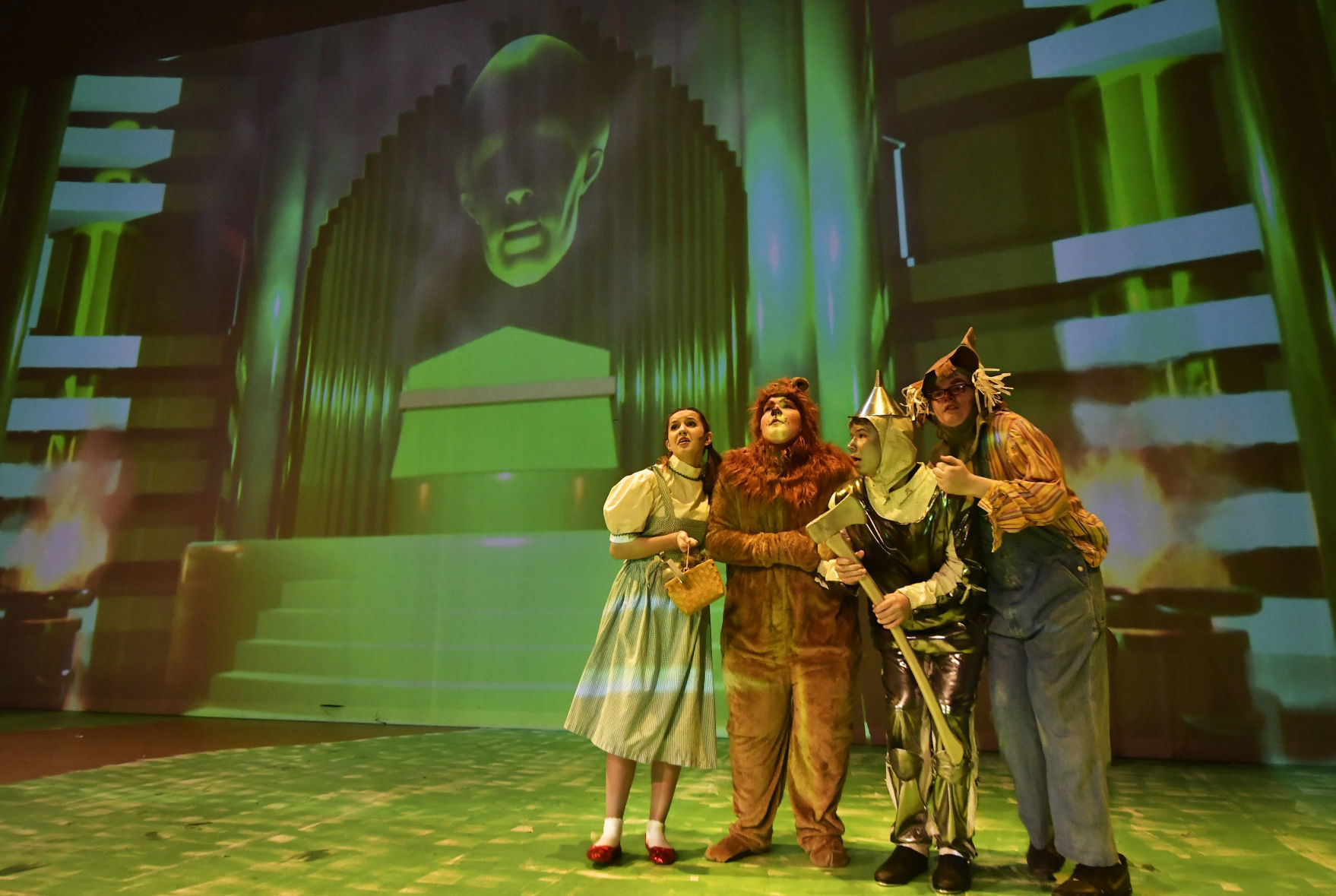 WIZARD OF OZ
